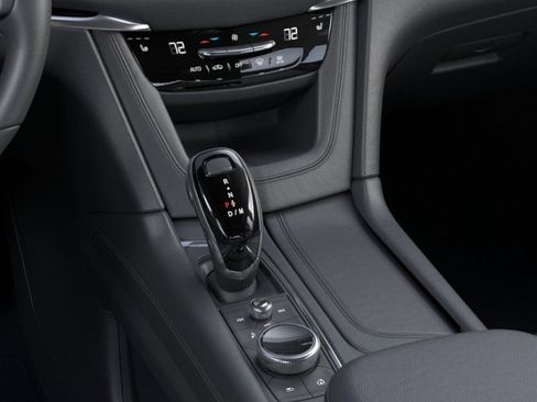 New 2025 Cadillac XT6 Luxury FWD image 23