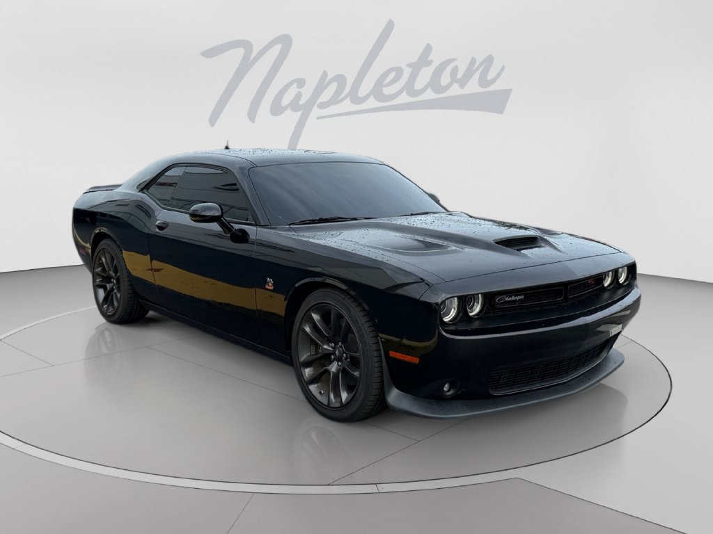 Used 2022 Dodge Challenger R/T Scat Pack w/ Driver Convenience Group RWD image 8