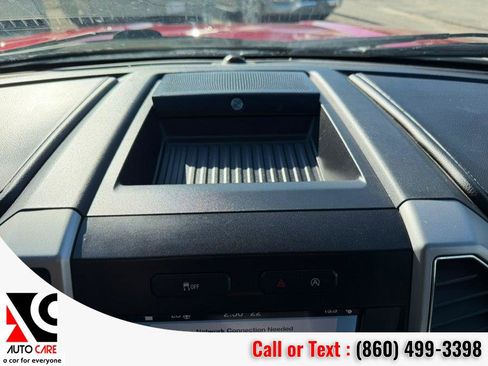Used 2019 Ford F150 Lariat w/ Equipment Group 502A Luxury AWD/4WD image 18