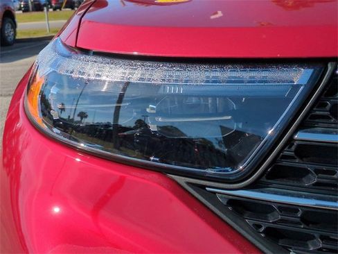 Certified 2020 Ford Explorer XLT w/ Equipment Group 202A image 10