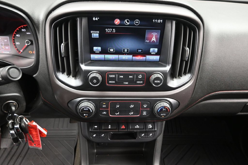 Used 2015 GMC Canyon SLE w/ All-Terrain Package AWD/4WD image 17