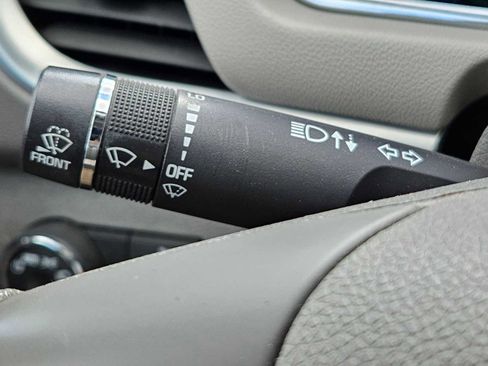 Used 2014 Chevrolet Traverse LS image 28