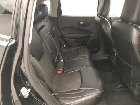 Used 2018 Jeep Compass Latitude AWD/4WD image 19