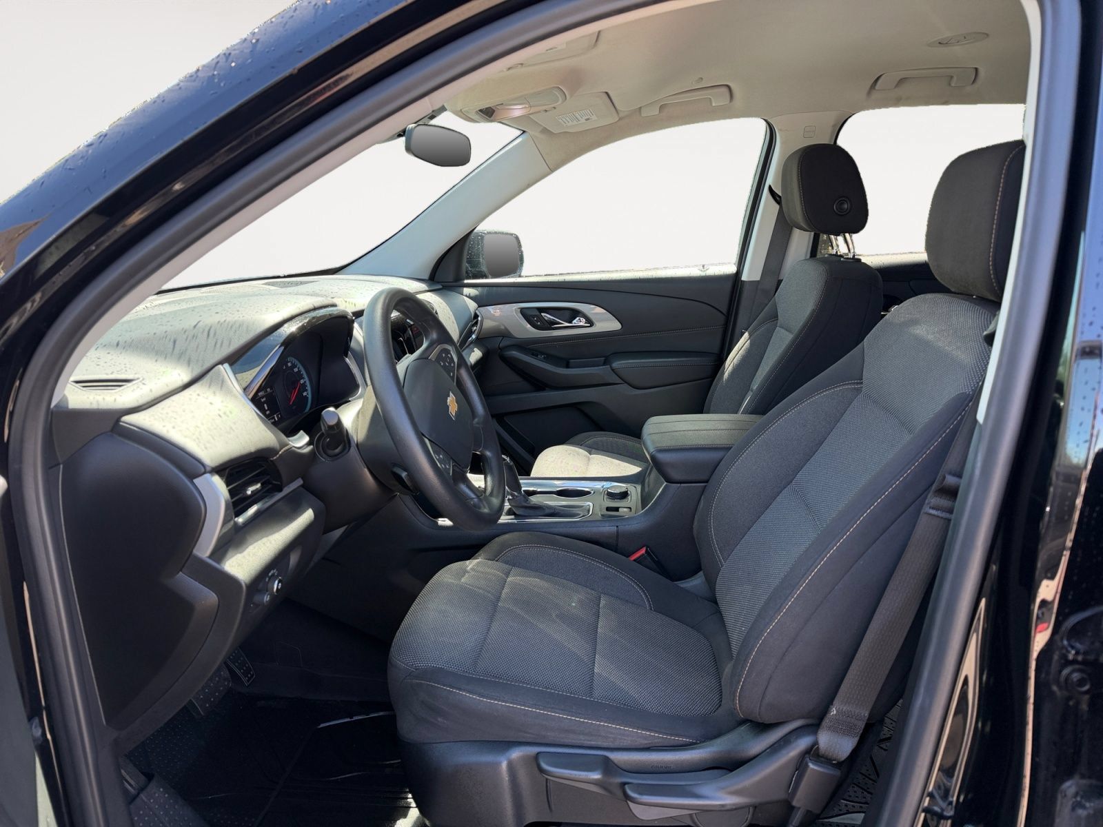 Used 2020 Chevrolet Traverse LS AWD/4WD image 9