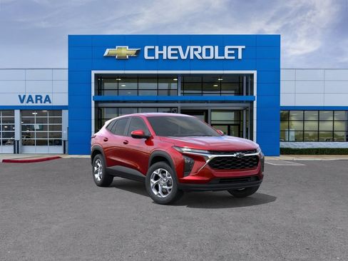 New 2026 Chevrolet Trax LS w/ LS Convenience Package FWD image 1