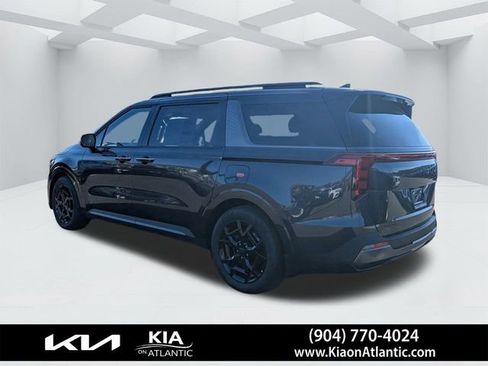 New 2026 Kia Carnival SX w/ SX Dark Edition Package FWD image 5