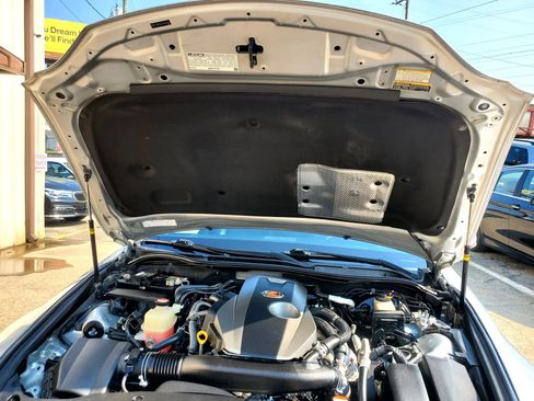 Used 2016 Lexus IS 200t RWD image 31