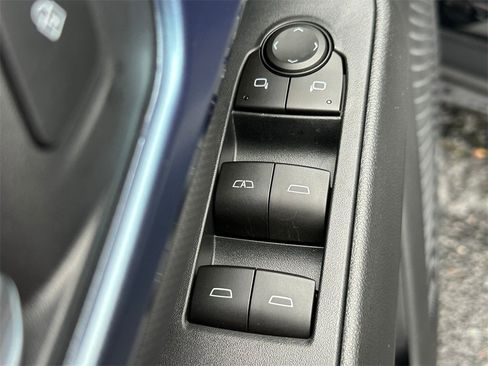 New 2026 Chevrolet Equinox EV LT image 21