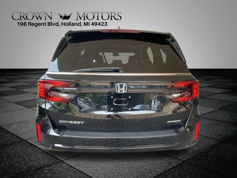 Used 2025 Honda Odyssey Sport-L image 10