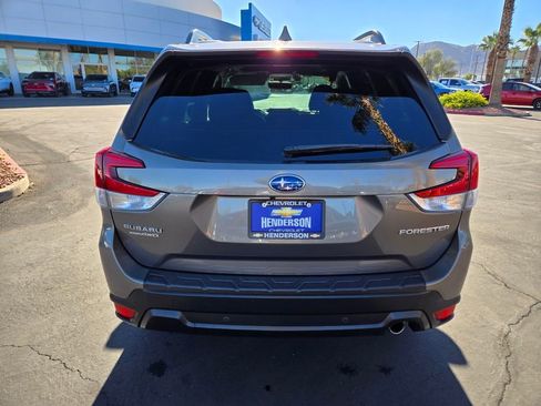 Used 2020 Subaru Forester Limited w/ Popular Package #3 image 5