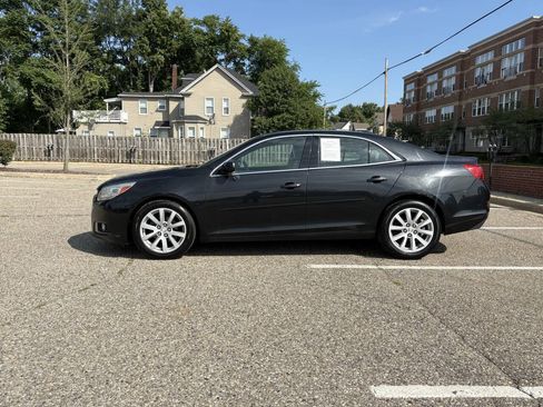 Used 2014 Chevrolet Malibu LT FWD image 35