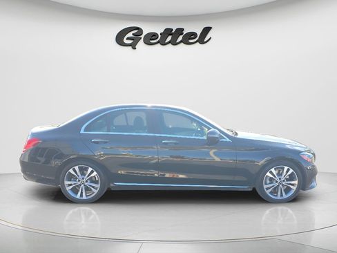 Used 2020 Mercedes-Benz C 300 Sedan image 4