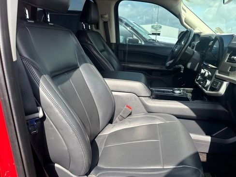 Used 2022 Ford Expedition XLT RWD image 8