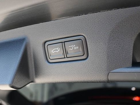 Used 2024 Kia Telluride SX w/ Towing Package FWD image 18