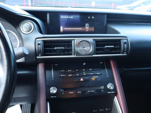 Used 2018 Lexus IS 300 w/ Accessory Package 2 image 21