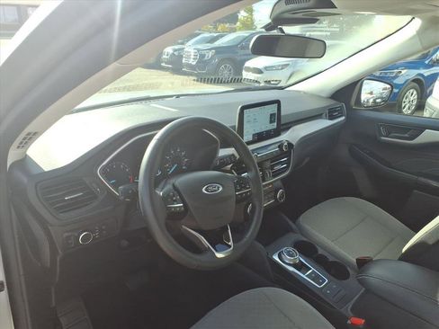 Certified 2022 Ford Escape SE w/ Convenience Package image 9