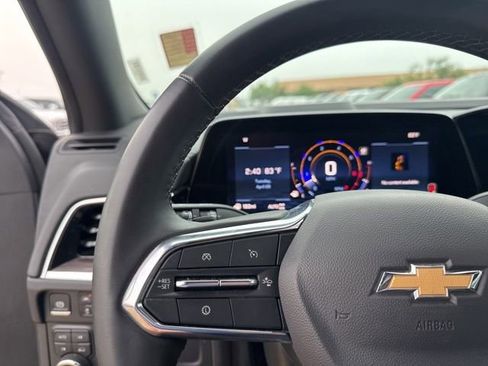 Used 2025 Chevrolet Tahoe LT AWD/4WD image 13
