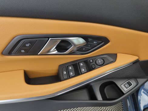 New 2026 BMW 330i Sedan w/ Premium Package image 23