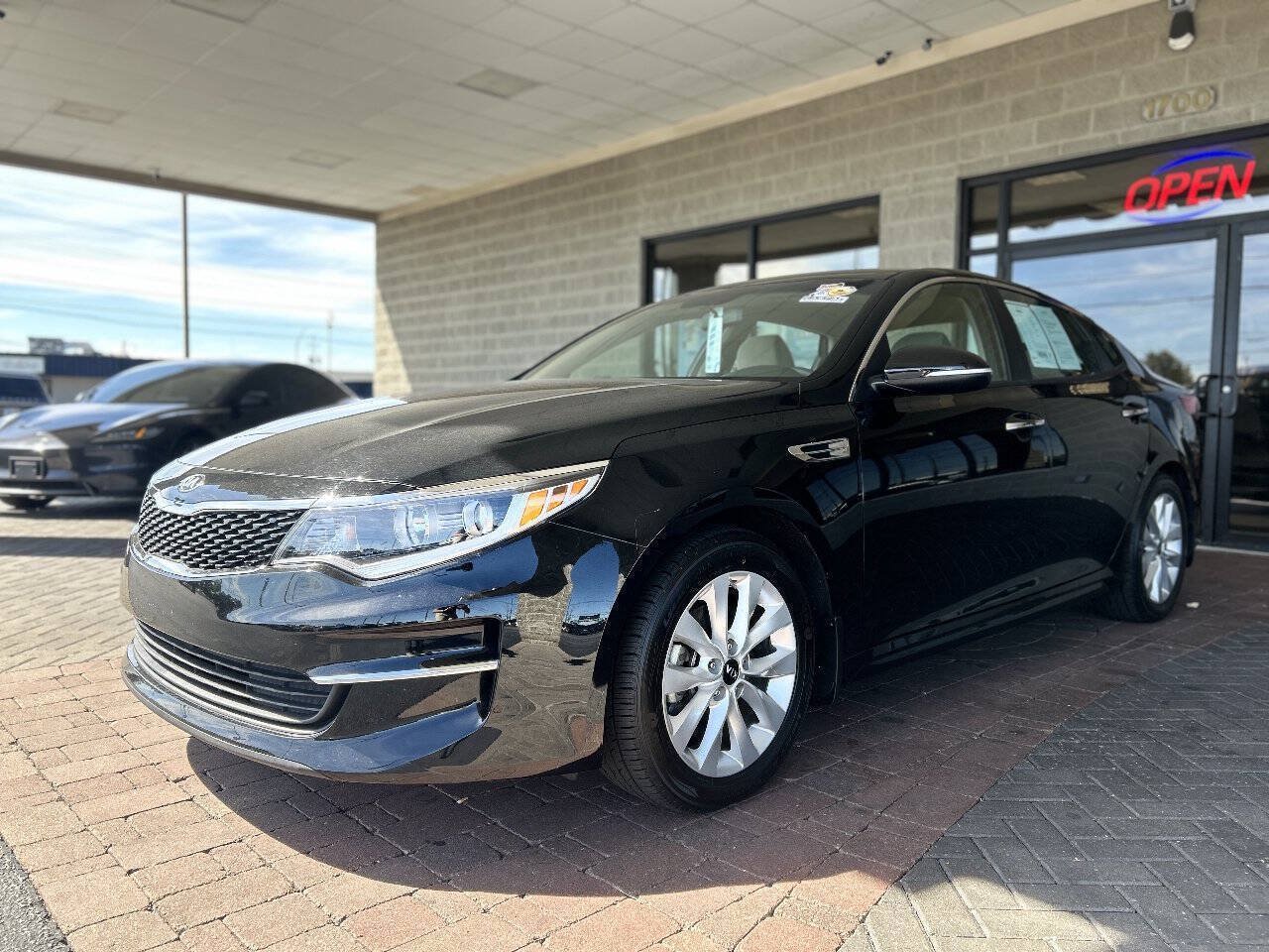Used 2018 Kia Optima LX w/ Convenience Package FWD image 24