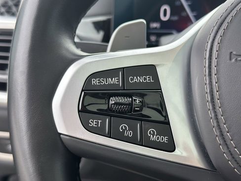 Certified 2024 BMW X7 xDrive40i w/ M Sport Package image 36