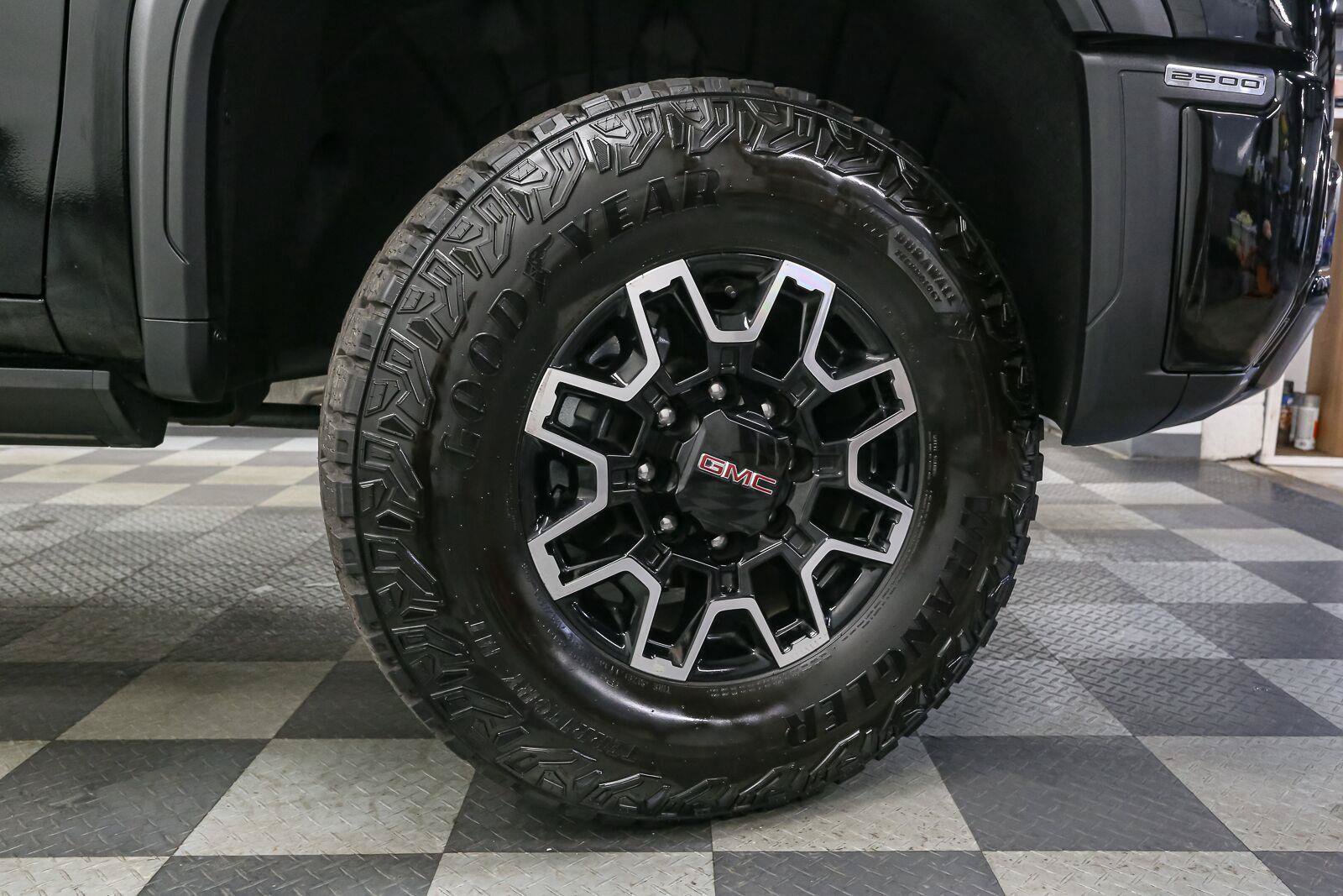 Used 2026 GMC Sierra 2500 AT4X w/ Snow Plow Prep/Camper Package AWD/4WD image 16