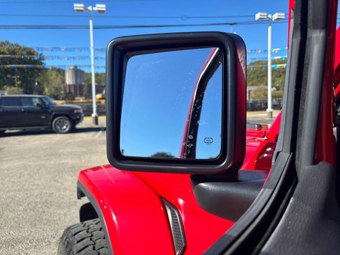 Used 2021 Jeep Gladiator Overland w/ Popular Equipment Package image 15