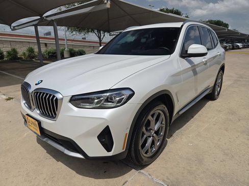 Used 2023 BMW X3 xDrive30i w/ Premium Package AWD/4WD image 7