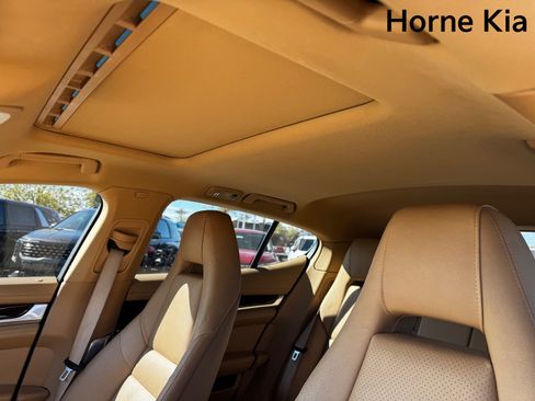 Used 2012 Porsche Panamera 4 image 24