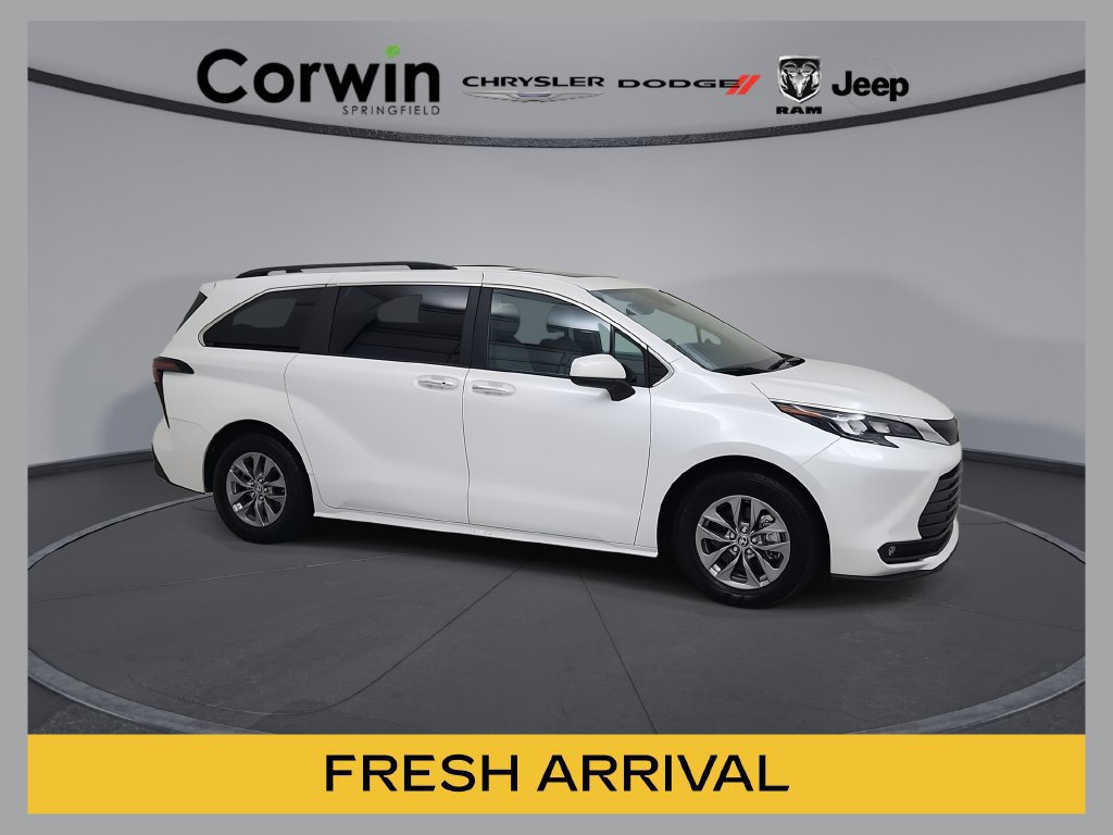 Used 2025 Toyota Sienna XLE FWD 360° Tour