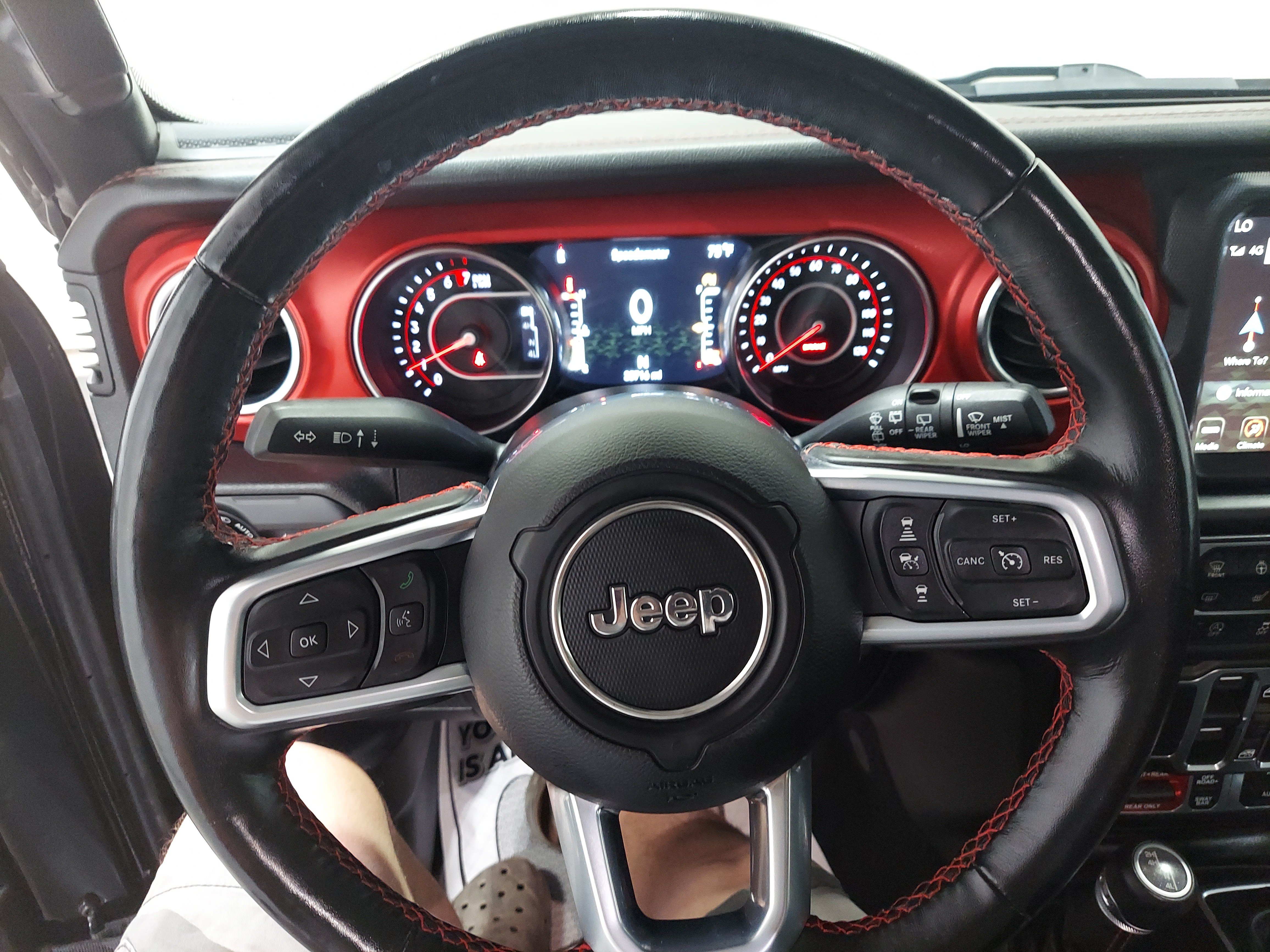 Used 2021 Jeep Wrangler Unlimited Rubicon w/ Dual Top Group AWD/4WD image 7