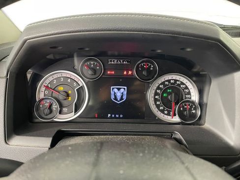 Used 2014 RAM 2500 Laramie w/ Convenience Group image 4