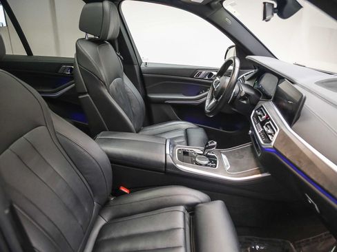 Used 2022 BMW X5 xDrive40i w/ M Sport Package AWD/4WD image 17