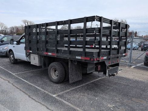 Used 2004 Ford F350 XL image 6