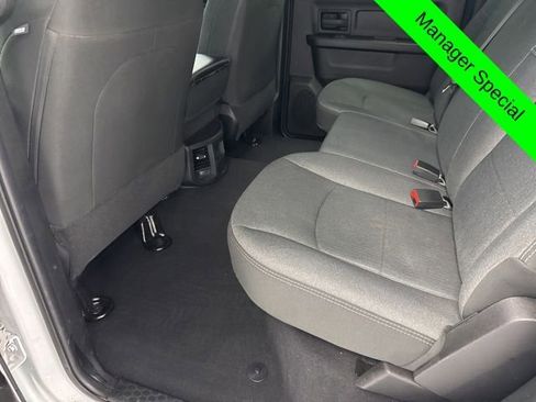 Used 2024 RAM 3500 Tradesman w/ Chrome Appearance Group image 19