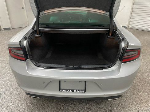 Used 2021 Dodge Charger SXT w/ Leather Interior Group image 12