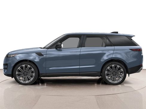 New 2026 Land Rover Range Rover Sport SE image 2
