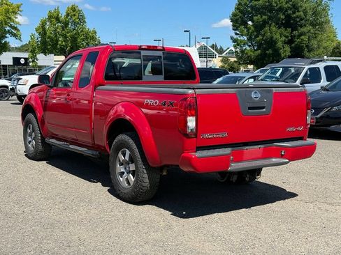 Used 2010 Nissan Frontier PRO-4X AWD/4WD image 3