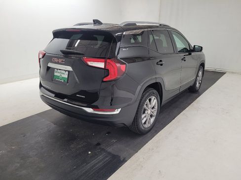 Used 2024 GMC Terrain SLT w/ Tech Package AWD/4WD image 9
