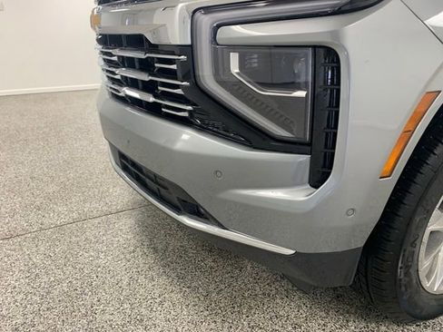 New 2026 Chevrolet Suburban Premier w/ Sun And Tow Package image 29