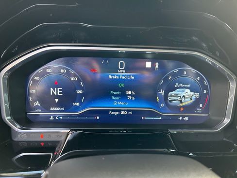 Used 2023 Chevrolet Silverado 1500 LTZ image 16