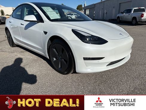 Used 2021 Tesla Model 3 Long Range image 1