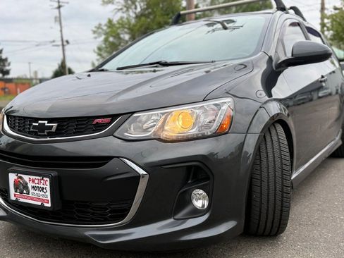Used 2020 Chevrolet Sonic LT w/ Convenience Package FWD image 10