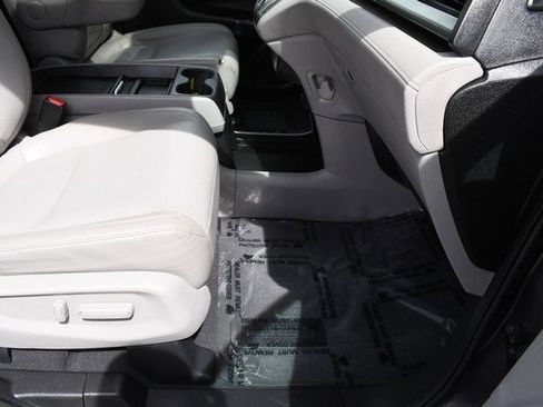 Used 2019 Honda Odyssey Touring image 26