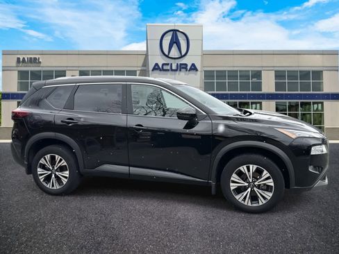 Used 2023 Nissan Rogue SV w/ SV Premium Package image 6