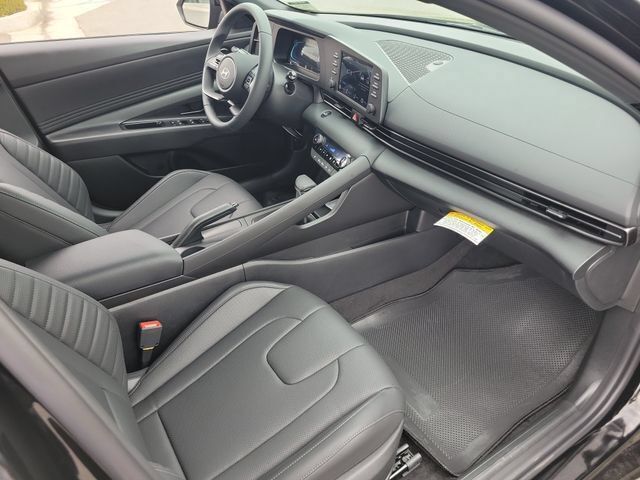 New 2026 Hyundai Elantra SEL Sport FWD image 20