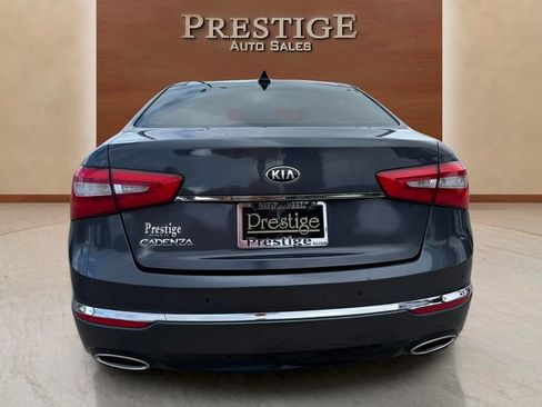 Used 2016 Kia Cadenza Premium FWD image 2