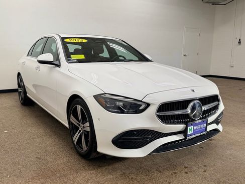 Used 2025 Mercedes-Benz C 300 4MATIC Sedan image 9