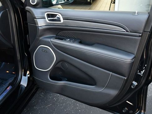 Used 2018 Jeep Grand Cherokee SRT AWD/4WD image 20