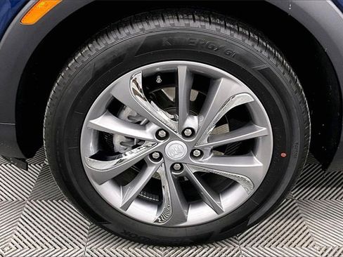 Used 2023 Buick Encore GX Essence w/ Experience Buick Package image 8