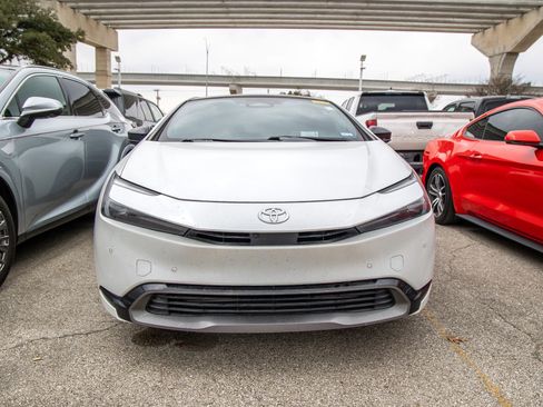 Used 2023 Toyota Prius Limited image 4